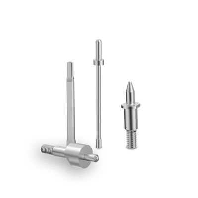 مكونات قالب اللكم الدقيقة بدقة ±0.001 مم لأعمال التشكيل بالقالب والتي تتميز بتجويف مدمج وسطح مصقول